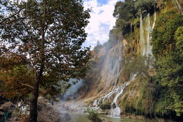 گیسوان آبی زمین در لرستان