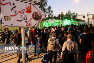 بازگشت زائران اربعین حسینی از پایانه مرزی مهران