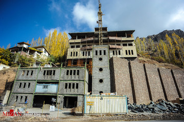 ساخت و ساز‌ در اوشان و فشم