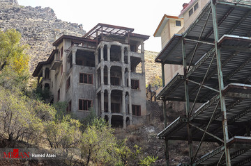 ساخت و ساز‌ در اوشان و فشم