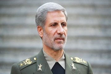 خبر مهم وزیر دفاع درباره تیربارهای ضد کروز ایران