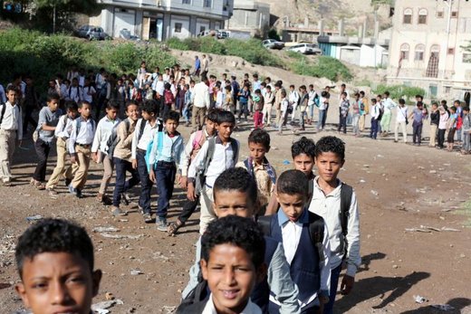معلم یمنی خانه خود را به مدرسه تبدیل کرد