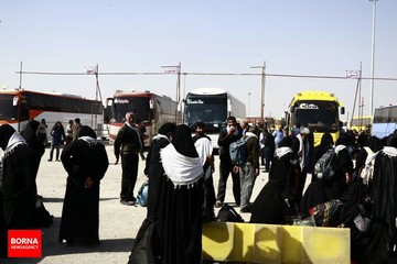 بازگشت زائران اربعین حسینی از مرز شلمچه