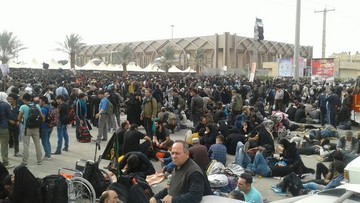 جابه‌جایی زائران اربعین با تمام ناوگان حمل‌ونقل مسافری جاده‌ای/ گسیل ۷۰۰۰ اتوبوس به پایانه‌های مرزی
