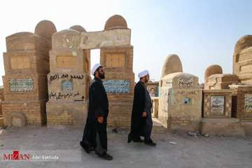 قبرستان تاریخی وادی السلام