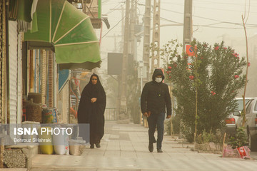 طوفان و آلودگی هوا در زابل