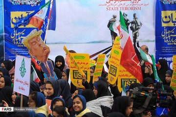 مراسم راهپیمایی ۱۳ آبان