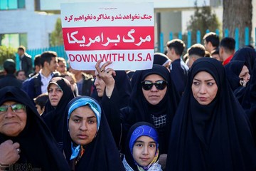 راهپیمایی 13 آبان در بجنورد