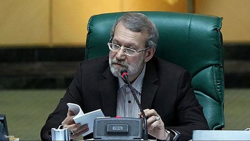 کدام‌یک از نمایندگان امضای خود را از استیضاح لاریجانی پس گرفتند؟