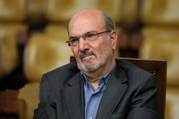 یک اتاق فکر، پشت ارسال پیامک‌های تهدید به نمایندگان/ بادامچی: پیامک‌ها از یک نقطه جغرافیایی با شماره‌های مشخص ارسال می‌شود
