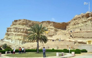 غار تاریخی خربس در جزیره قشم