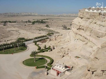 غار تاریخی خربس در جزیره قشم