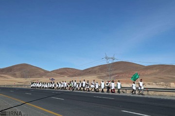 زائران پیاده‎ حرم رضوی(ع)
