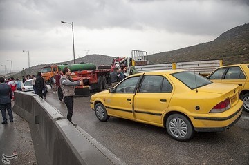 تصادف زنجیره ای در جاده کرمانشاه به اسلام آباد