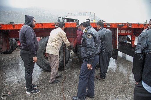 تصادف زنجیره ای در جاده کرمانشاه به اسلام آباد