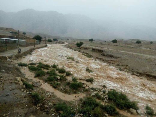 طغیان رودخانه های فصلی در روستای دره بوری از توابع شهرستان لالی
