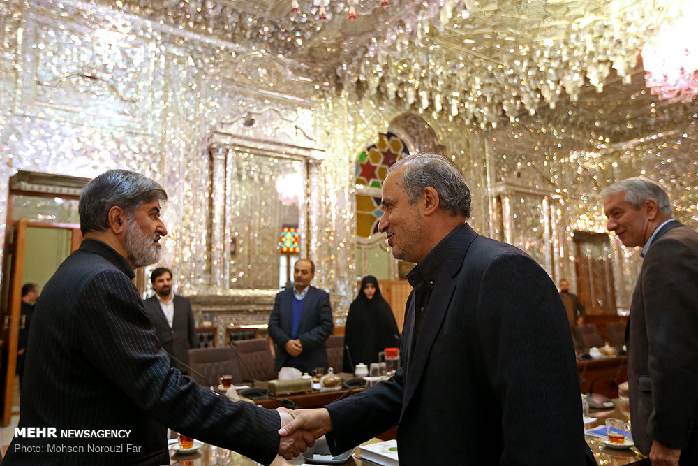 دیدار اعضای فدراسیون فوتبال با رئیس مجلس شورای اسلامی
