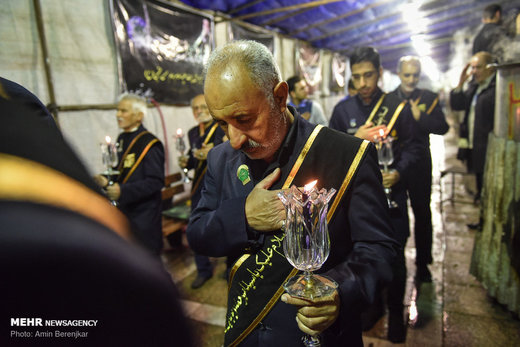 طبخ 84 هزارکیلو آش نذری در شیراز