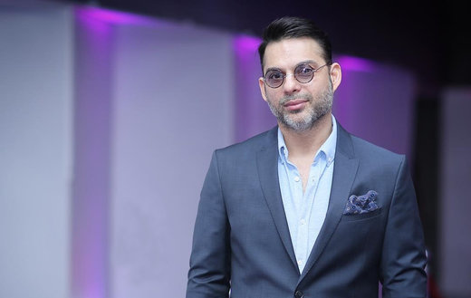 پیمان معادی کنار رایان رینولدز ستاره سینمای هالیوود / عکس