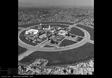 حرم مطهر امام رضا(ع) را در سال 1357