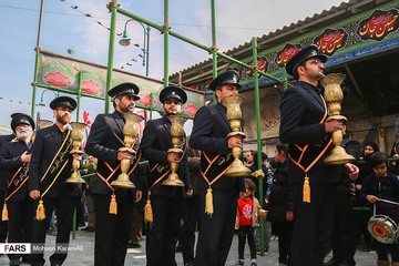 دسته عزاداری خدّام کریمه‌اهل‌بیت در سالروز شهادت امام رضا(ع)