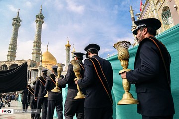 دسته عزاداری خدّام کریمه‌اهل‌بیت در سالروز شهادت امام رضا(ع)