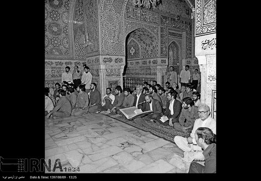 حرم مطهر امام رضا(ع) را در سال 1363