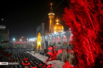 شام غریبان شهادت امام رضا(ع) در حرم رضوی