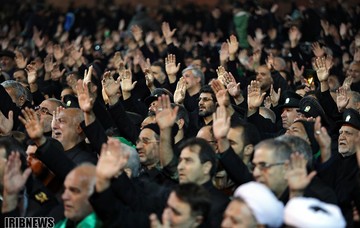 شام غریبان شهادت امام رضا(ع) در حرم رضوی