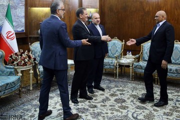 دیدار رئیس کنفدراسیون فوتبال آسیا با جهانگیری