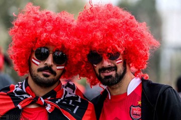 هواداران پرسپولیس در ورزشگاه آزادی