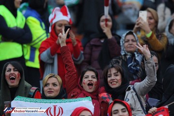 حضور پرشور بانوان پرسپولیسی در ورزشگاه آزادی