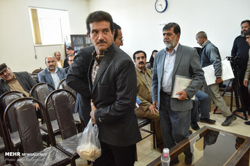 چهارمین دادگاه مخلوط کنندگان خاک با گندم در شیراز