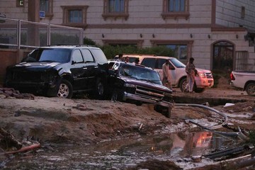 بارش باران و وقوع سیل در کویت