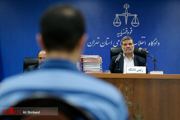 دومین جلسه علنی دادگاه رسیدگی به پرونده احمد پاسدار، مدیر عامل شرکت واردات موبایل