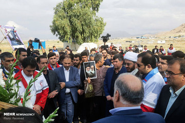 مراسم سالگرد جانباختگان زلزله سرپل ذهاب