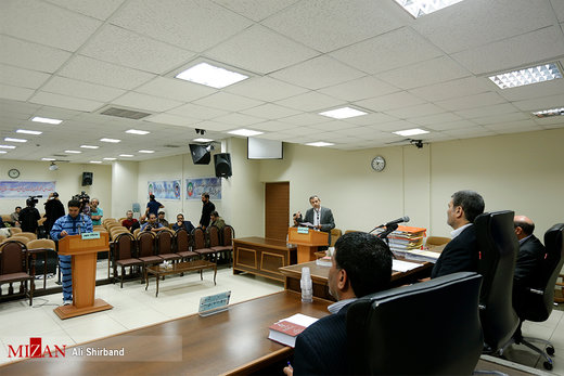 دومین جلسه علنی دادگاه رسیدگی به پرونده احمد پاسدار، مدیر عامل شرکت واردات موبایل