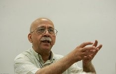 ابوالحسن نجفی می‌گوید غلط ننویسید و خودش غلط می‌نویسد/ حرف‌های انتقادی یک مترجم
