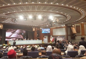 سخنرانی حسن روحانی و علی لاریجانی برای علما و مفتیان ۸۰ کشور جهان 
