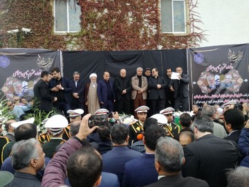 تشییع پیکر دکتر نوربخش و تاج الدین در گرگان