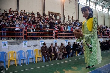شادپیمایی عروسک ها در سرپل ذهاب