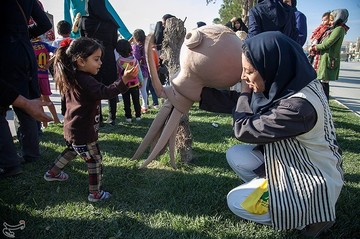 شادپیمایی عروسک ها در سرپل ذهاب