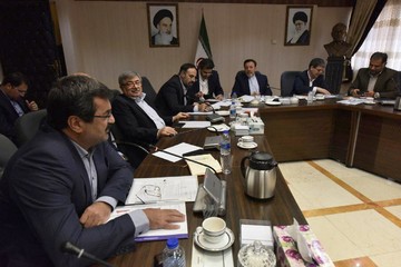 جلسه اعضای فعالین اقتصادی آذربایجان‌غربی با واعظی رییس دفتر رییس جمهور