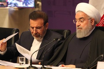نشست توسعه و برگزیدگان با افتتاح همزمان طرح های زیربنایی و اقتصادی آذربایجان‌غربی توسط رییس‌جمهور