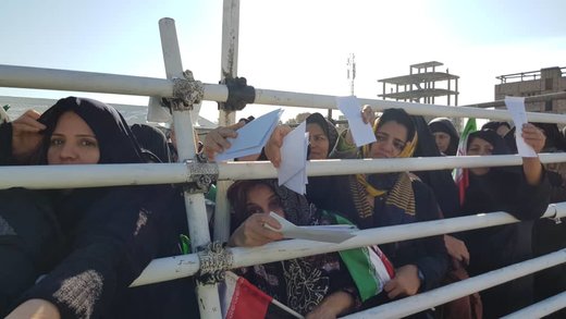 جمع‌آوری نامه‌های مردم خوی به رییس‌جمهور