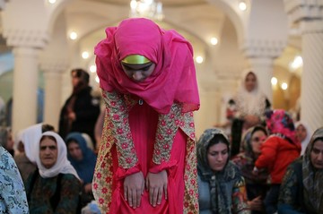 مراسم مولودی خوانی در مسجد جامع سنندج