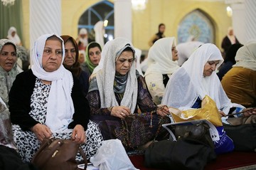مراسم مولودی خوانی در مسجد جامع سنندج