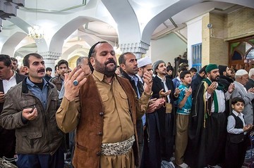 مراسم مولودی خوانی در مسجد جامع سنندج