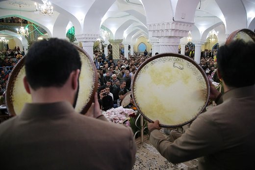 مراسم مولودی خوانی در مسجد جامع سنندج