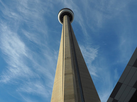 برج سی ان در شهر تورنتو  کانادا 